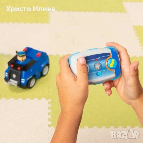 Paw Patrol Полицейската кола на Чейс с дистанционно управление , снимка 10 - Коли, камиони, мотори, писти - 53813563