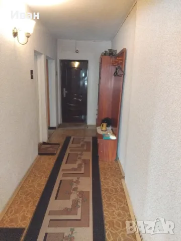 Собственик продава тристаен апартамент център до Църква" Свети Николай Чудотворец", снимка 13 - Апартаменти - 49238086