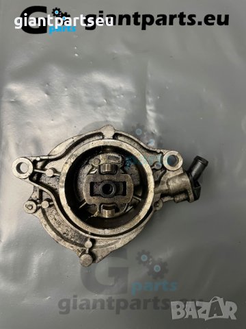 Вакуум помпа за БМВ е65 е66 BMW e65 e66 , 700437012, снимка 1 - Части - 40155779