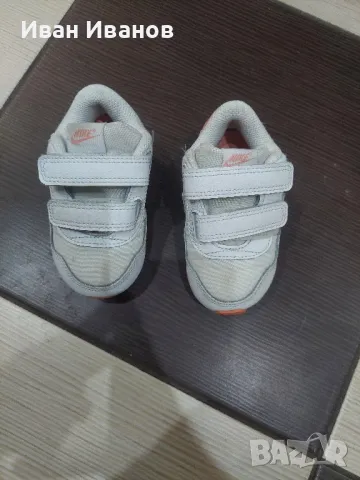 Оригинални обувки Nike 21 номер, снимка 2 - Детски обувки - 48676194