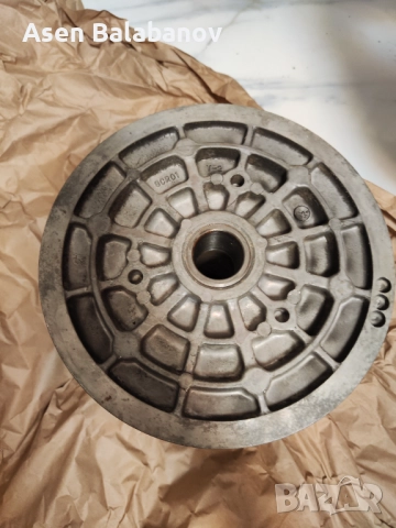 Вариатор за моторна шейна Yamaha rx1 , снимка 2 - Мотоциклети и мототехника - 52978423