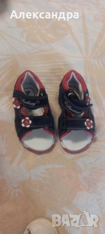 Нови сандали, снимка 1 - Бебешки обувки - 40466906