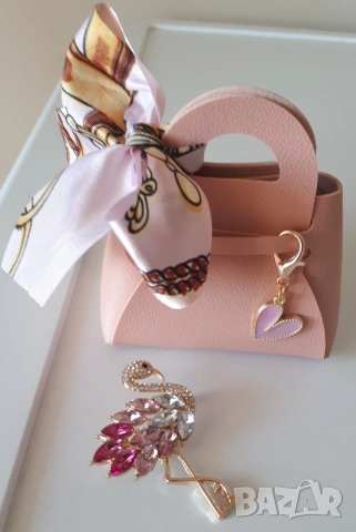 брошка в чантичка, снимка 6 - Други - 53499182