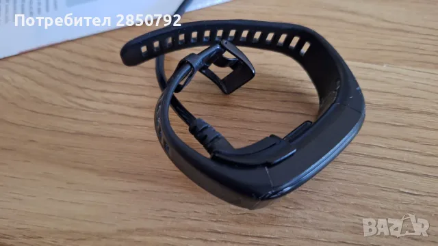 Часовник гривна Garmin vivo smart hr със зарядно, снимка 2 - Смарт гривни - 56251928
