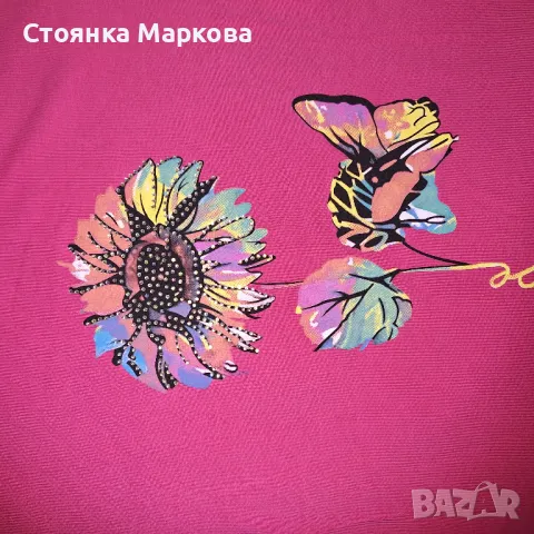 Розова блузка с красиво цвете с камъчета