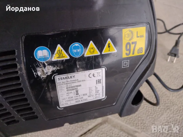 компресор за въздух Stanley, снимка 6 - Аксесоари и консумативи - 47826617