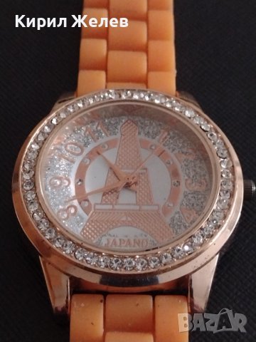 ФЕШЪН МОДЕЛ ДАМСКИ ЧАСОВНИК JAPANO с КРИСТАЛИ СВАРОВСКИ СИЛИКОНОВА КАИШКА 33359 , снимка 4 - Дамски - 38690122