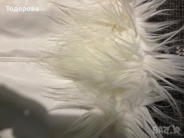 Палто от еко кожа, бяло с яка, снимка 11 - Палта, манта - 38816199