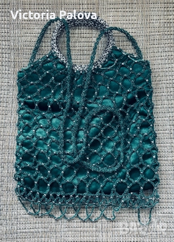 Луксозна изумрудена чанта - хитът на годината