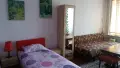Тристаен в Лазур от собственик., снимка 2