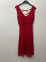 Червена рокля от дантела. , снимка 1 - Рокли - 44575224