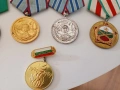 Военни медали за заслуги, и значки , снимка 2