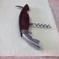 Тирбушон "М" с уред за рязане на печат и декапсулатор, снимка 3 - Аксесоари за кухня - 36038636