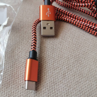 Качествен кабел с оплетка USB към TIPE-C дължина 1метър цвят черен или оранжев, снимка 2 - USB кабели - 36268369