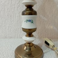 Красива старинна лампа, снимка 2 - Антикварни и старинни предмети - 40895349
