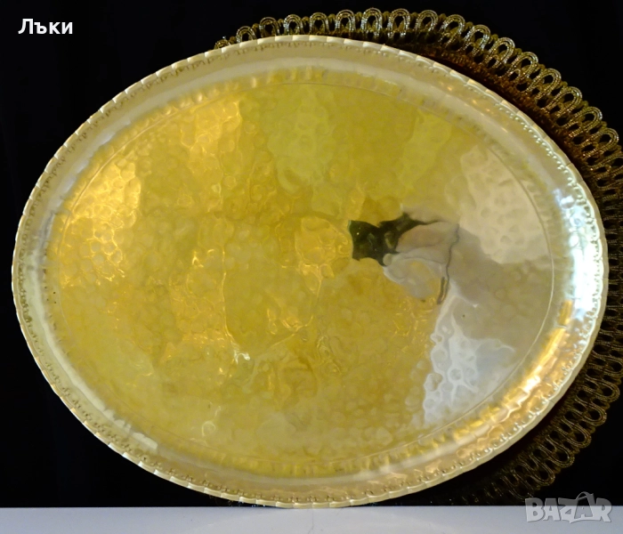 Кован бронзов поднос,плато 700 гр.,релеф. , снимка 1