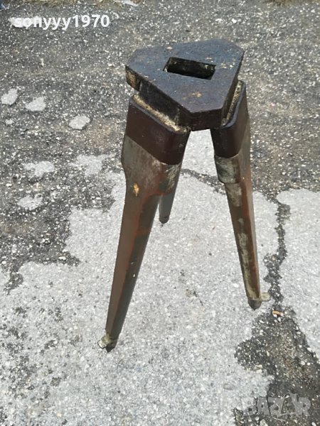 поръчана-стара тринога-дърво и метал 1701231835, снимка 1