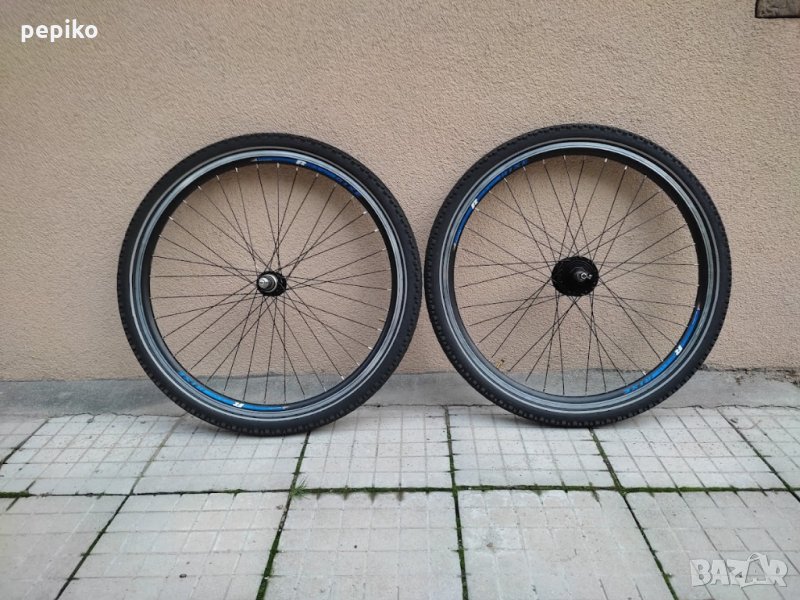 Продавам колела внос от Германия алуминиеви капли и гуми R RIXE R 26 цола с динамо главина, снимка 1