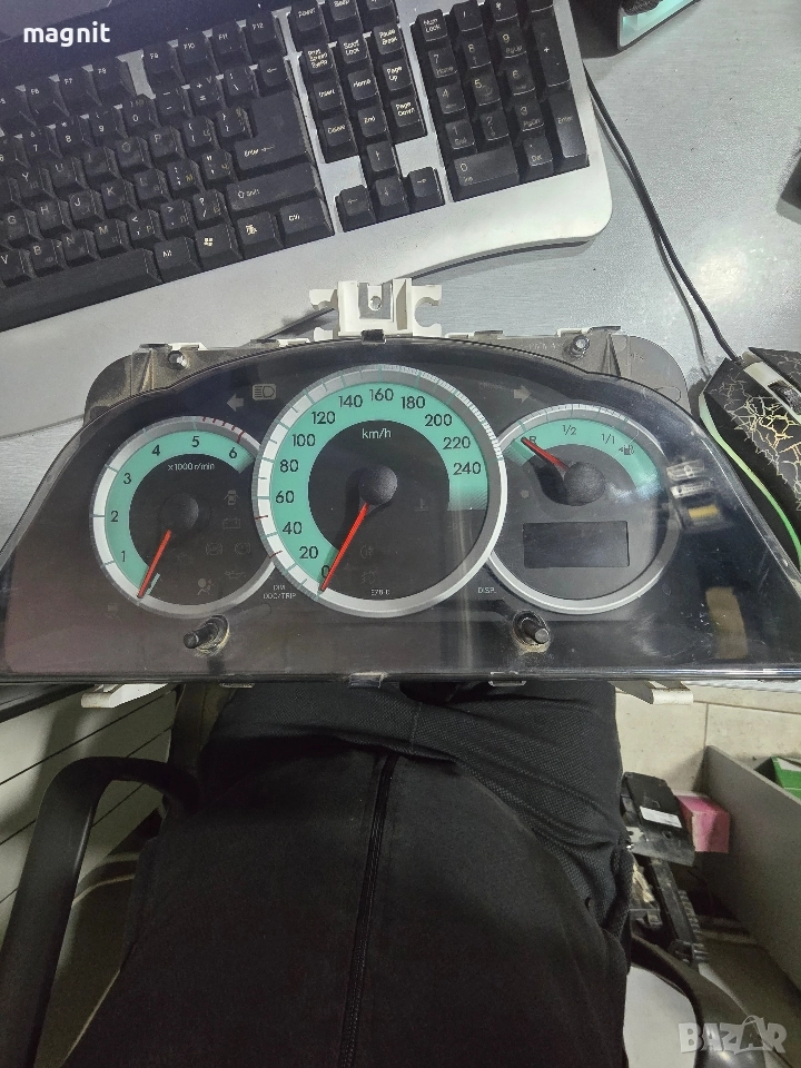 Продавам табло, километраж за Тойота Корола Версо, Toyota Corolla Verso, снимка 1