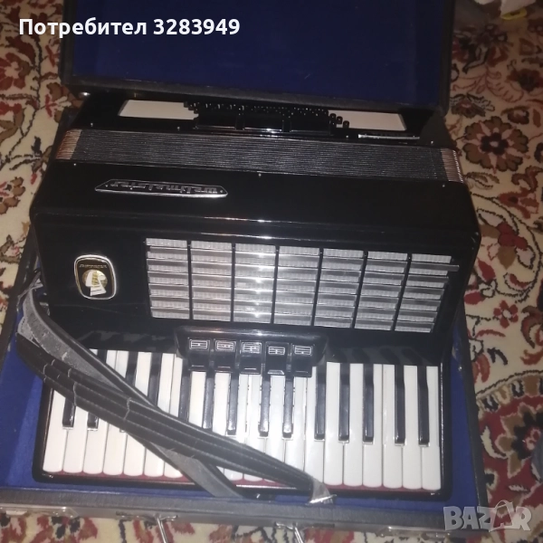 Акордеон Weltmeister 60 баса НЕИЗПОЛЗВАН, снимка 1