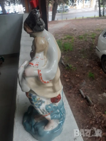 Руски порцелан фигура статуетка носии печат, снимка 2 - Антикварни и старинни предмети - 50966399