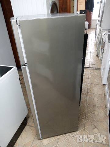 Сив хладилник с горна камера Indesit  2 години гаранция!, снимка 6 - Хладилници - 44756114