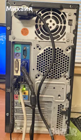 Настолен компютър Acer VERITON M670G, снимка 2 - Работни компютри - 50318345