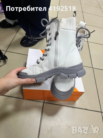 Боти, снимка 2 - Дамски боти - 52795194