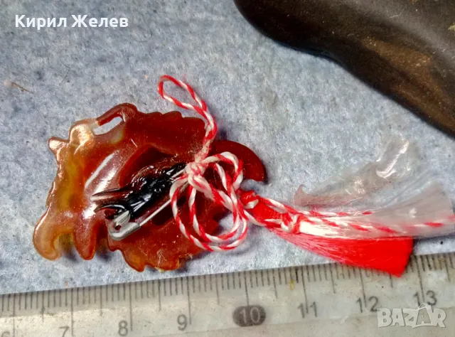 ИНТЕРЕСНА МАРТЕНИЦА с ФИГУРКА на БАКЕЛИТОВ ДРАКОН МАРТЕНИЧКА 45617, снимка 3 - Други - 48161054