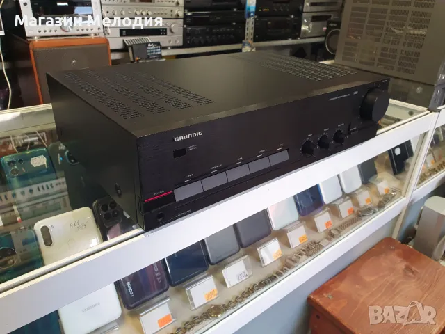 Усилвател Grundig V 301  В отлично техническо и визуално състояние., снимка 5 - Ресийвъри, усилватели, смесителни пултове - 47770315