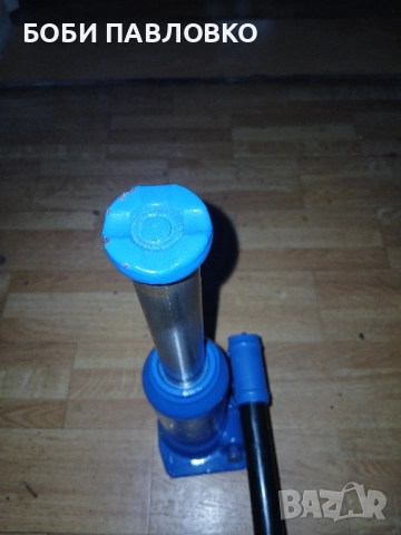 5тонен хидр.крик мерцедес-бенц нов, снимка 12 - Аксесоари и консумативи - 51963871