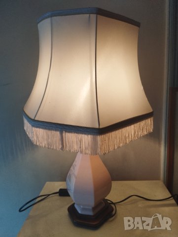 порцеланова настолна лампа, снимка 6 - Настолни лампи - 41841736
