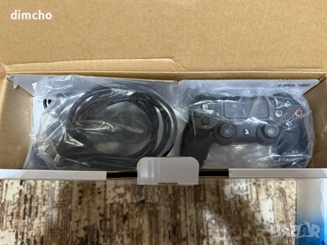 Sony Playstation 4 1TB 2 Контролера 14 игри, снимка 2 - PlayStation конзоли - 53660234
