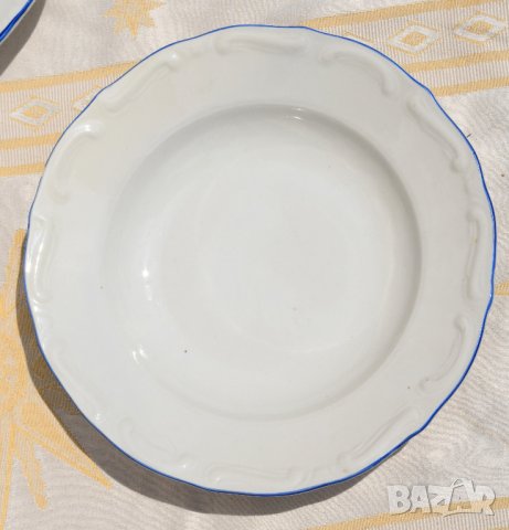 5 бр. стари релефни чинии със син кант, снимка 4 - Чинии - 41285921