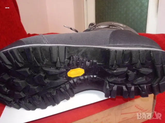 Туристически обувки Meindl, снимка 2 - Спортни обувки - 48940128