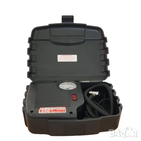 Компресор за гуми 12V в куфар