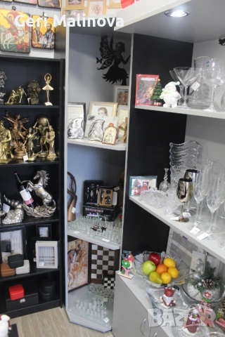 Продавам обзавеждане за магазин./Търговско оборудване/, снимка 5 - Оборудване за магазин - 52582099