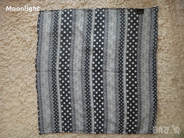 Нов копринен шал GiAnni черен на бели точки, снимка 2 - Шалове - 53140957