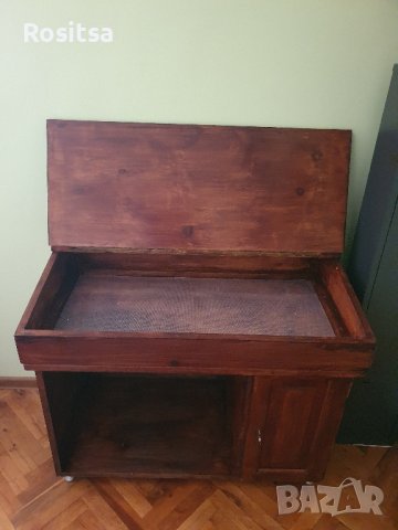 Старо дървено бюро, снимка 2 - Бюра - 44212036