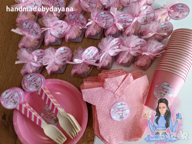 Украса за бебешка погача "Зайче с розова рокля '' , снимка 10 - Декорация - 48646873