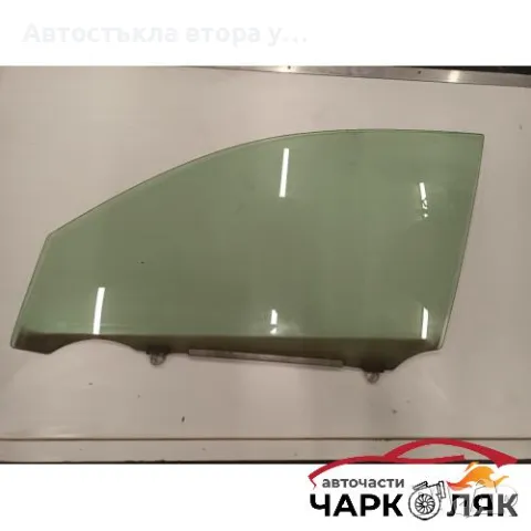 Стъкло странично,предно,ляво Тойота рав4 2.2д 2008