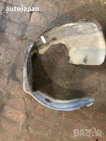 Подкалник преден десен Audi A3 8l Ауди А3 8л 