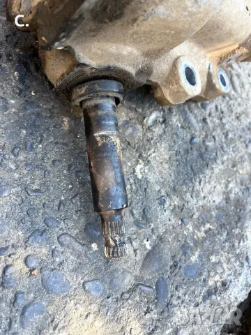 Секторна кутия Лада нива 1700/21213.21214, снимка 2 - Части - 48316061