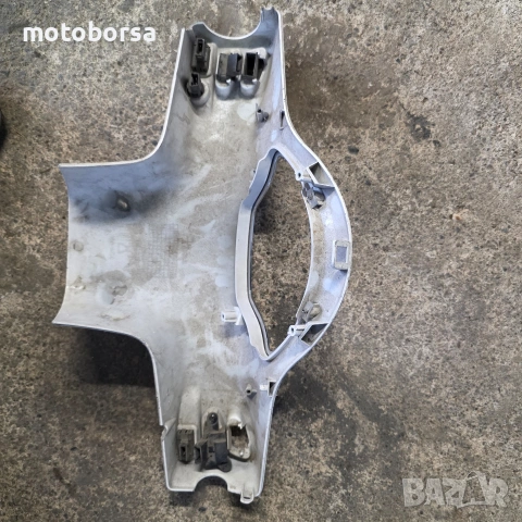 Vespa -Спойлери километраж, снимка 2 - Части - 53687988