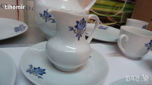 Баварски порцеланов сервиз за кафе, снимка 6 - Сервизи - 36101207