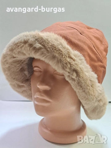 Дамска шапка,капела лукс -219