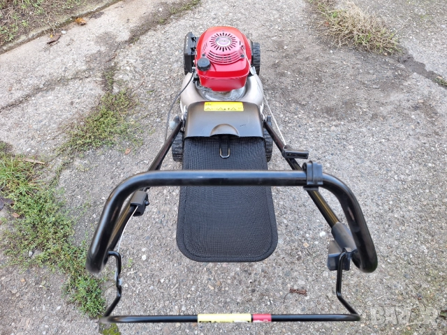 Косачка Honda Izy 4.5к.с. без ход 46см  мулчираща с кош, снимка 7 - Градинска техника - 52245729