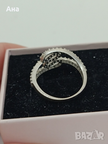 Красив сребърен пръстен обсипан с камъни ЖБ3, снимка 3 - Пръстени - 44697329