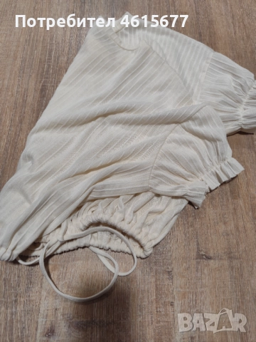 блузка на Zara, снимка 4 - Тениски - 52336419