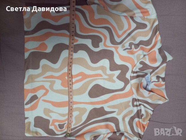 Дамска къса блуза, размер S, снимка 3 - Блузи с дълъг ръкав и пуловери - 42237752